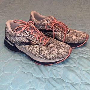 Brooks Adrenaline 21 - women’s size 9.5